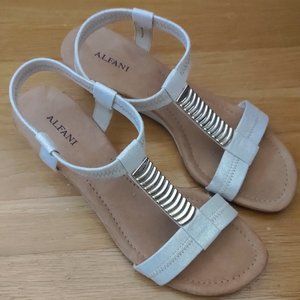 Alfani Sparkly Cream and Gold Sandals - Size 7